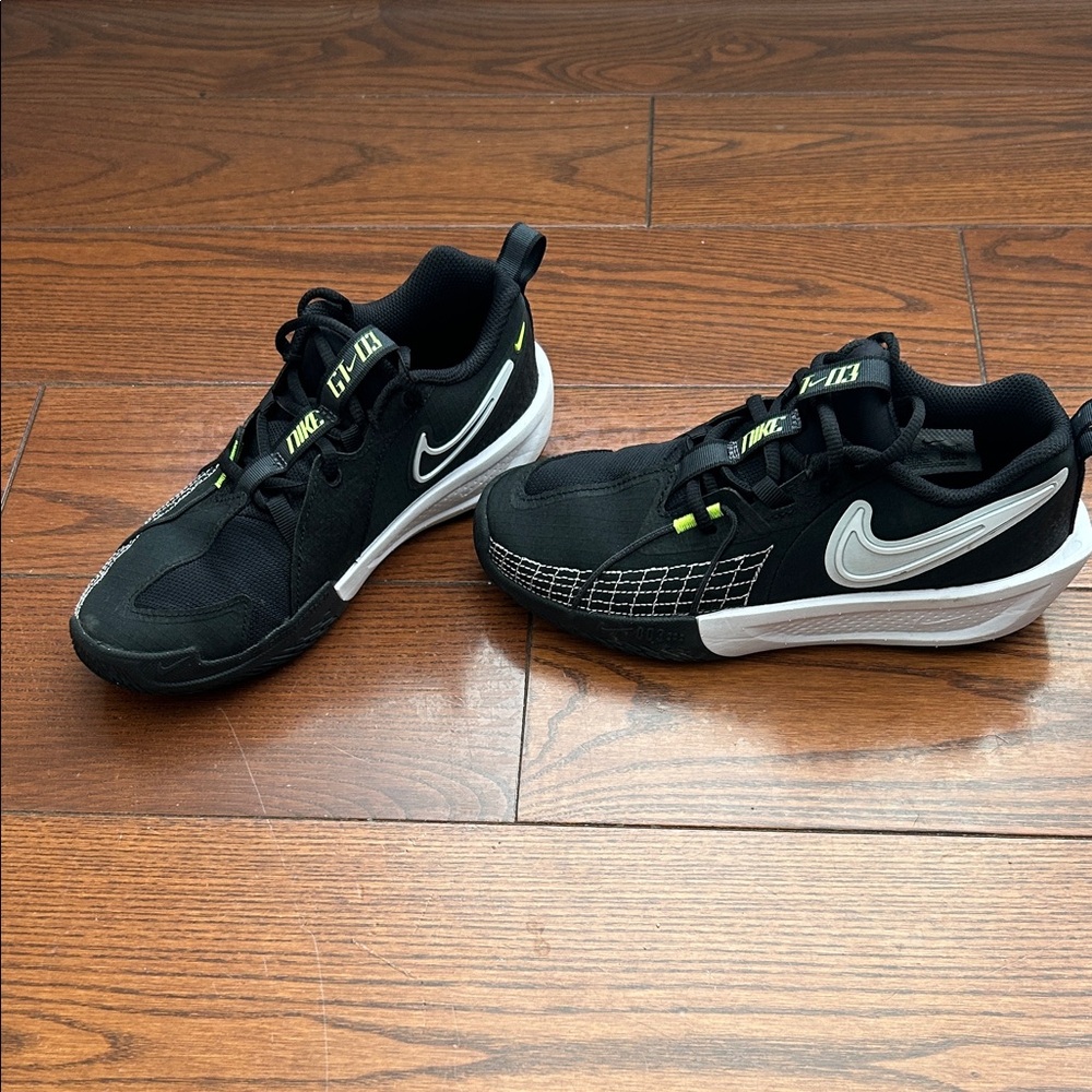 Nike Black and White Athletic Shoes